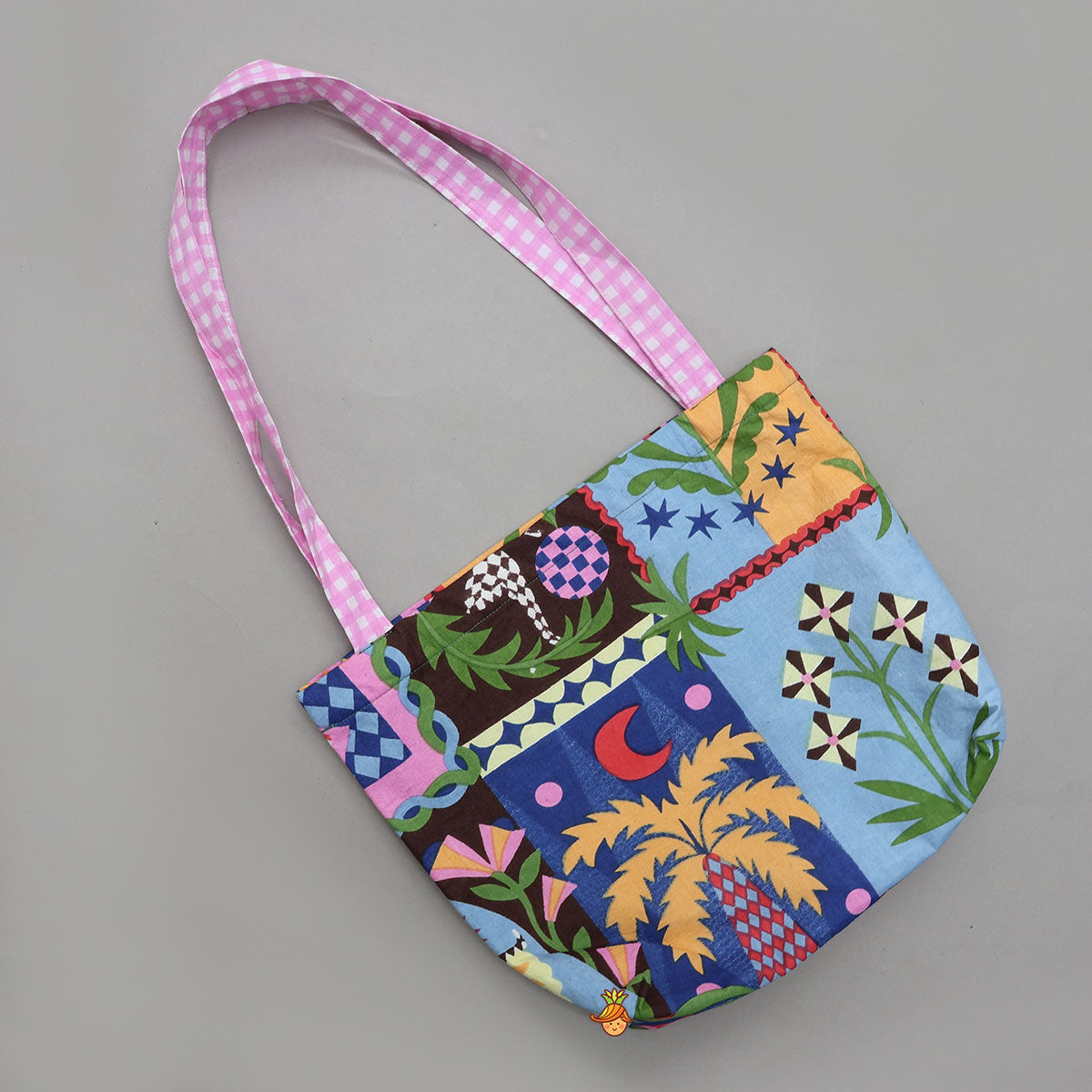Whimsical Printed Sleepwear Set With Tote Bag, Eye Mask And Scrunchie