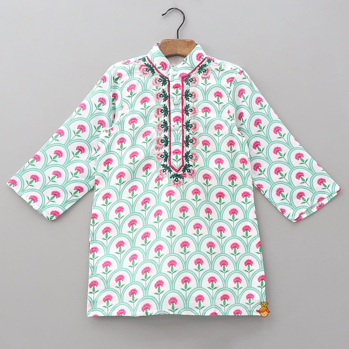 Contrasting Floral Print Ethnic Kurta And Pyjama