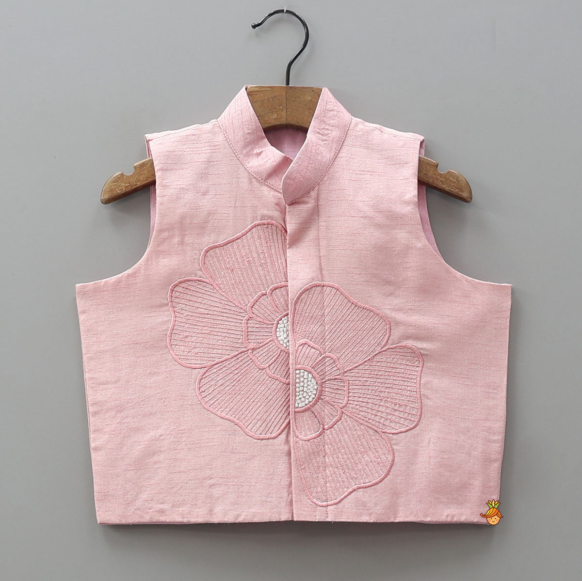 Elegant Silk Kurta With Floral Thread Embroidered Jacket And Pyjama