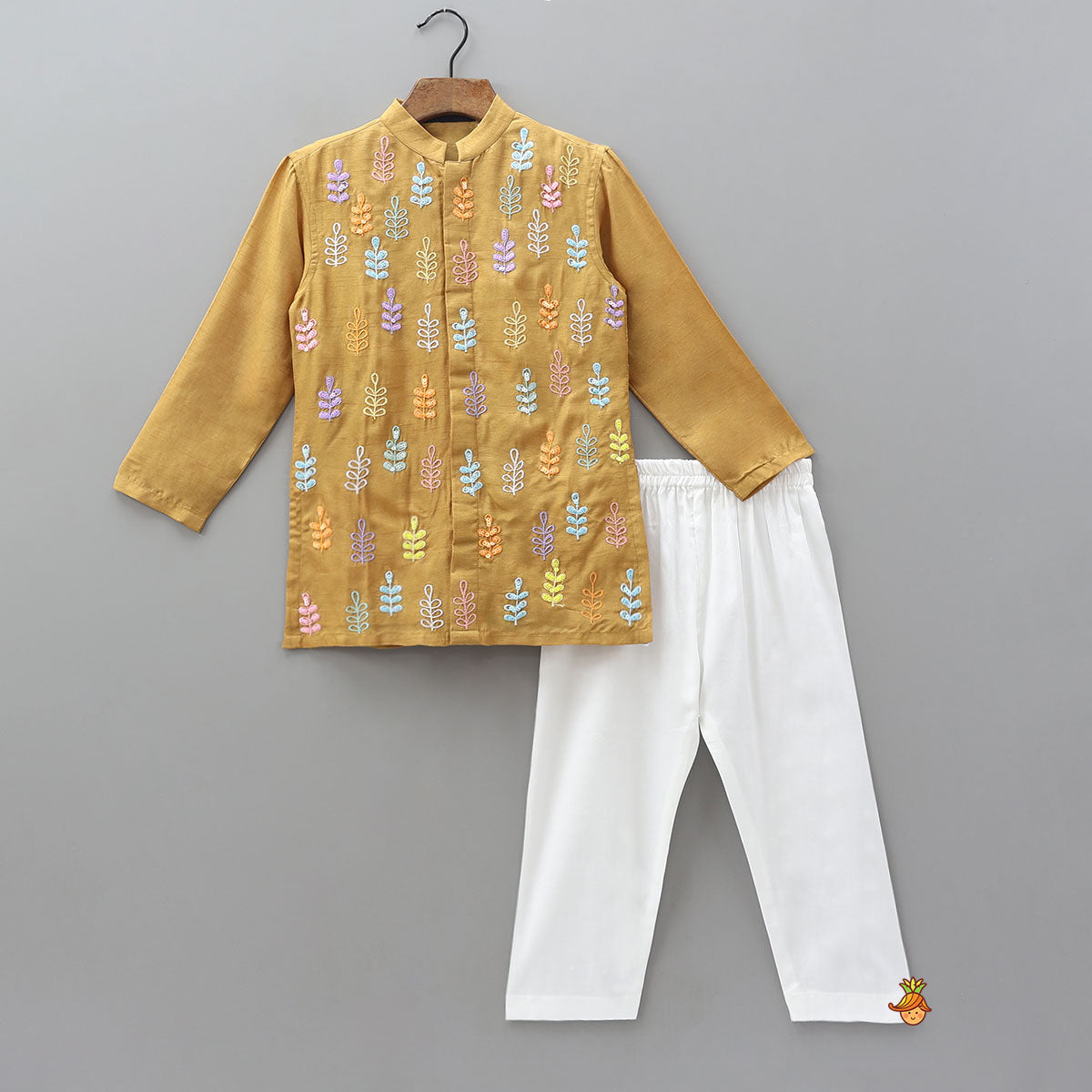 Multicolour Motif Kurta With Pyjama