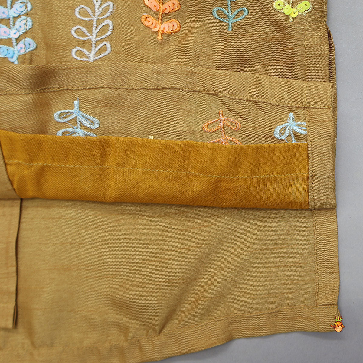 Multicolour Motif Kurta With Pyjama