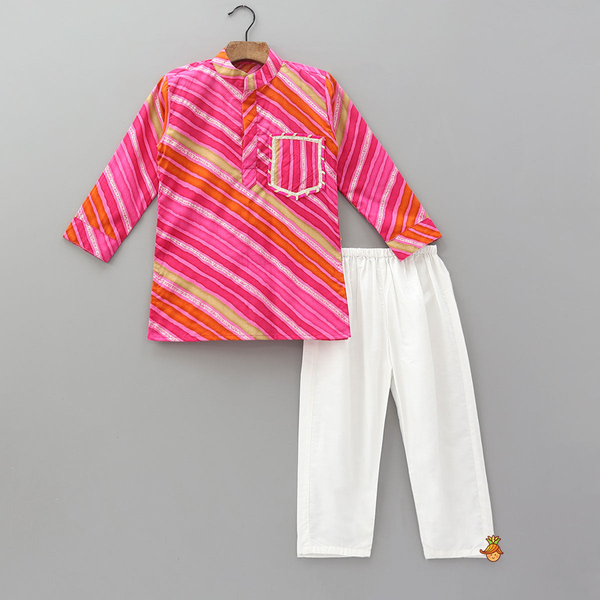 Faux Pocket Detail Leheriya Printed Kurta And Pyjama