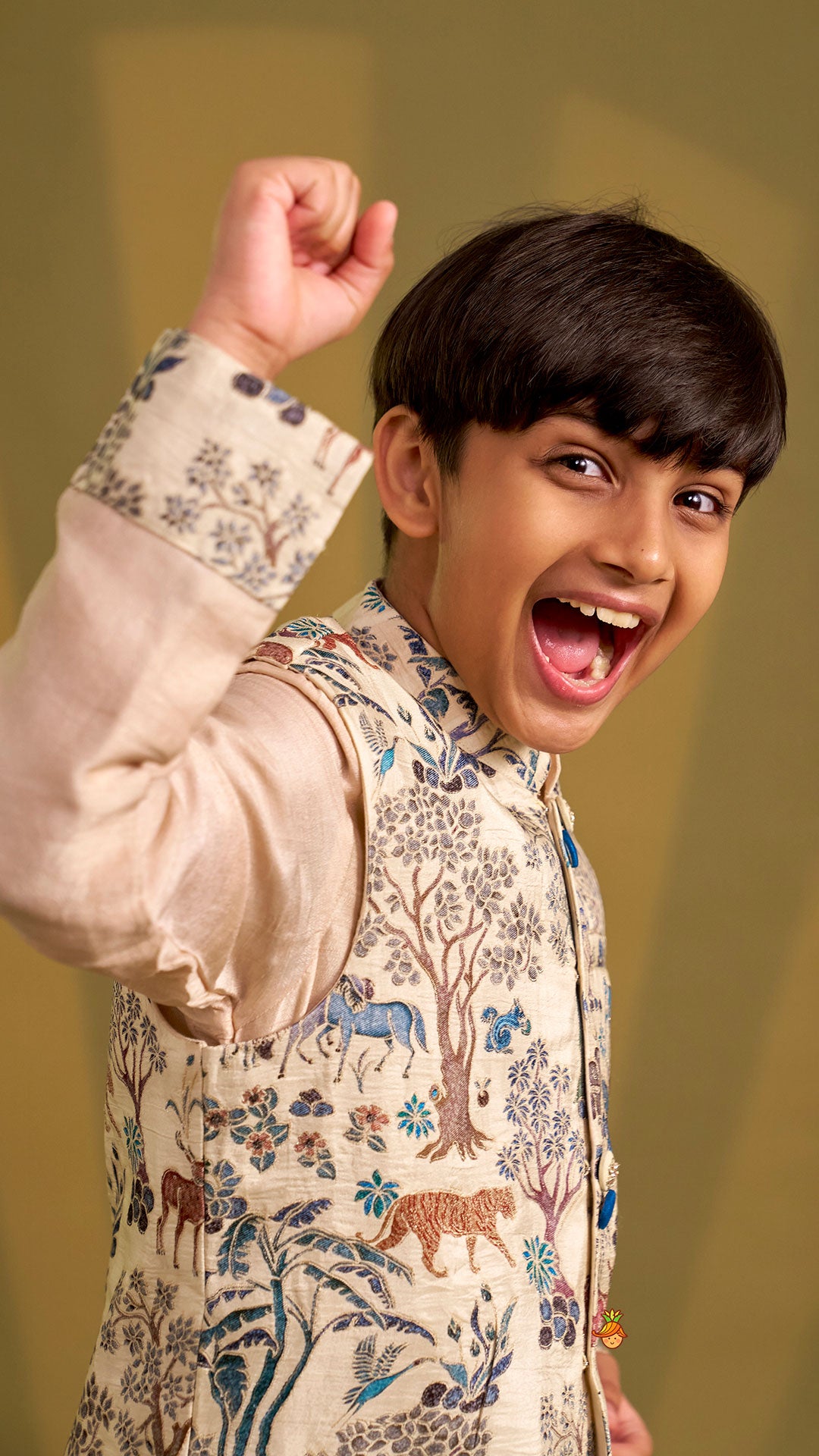 Ethnic Kurta With Animal Motif Jacket And Pyjama