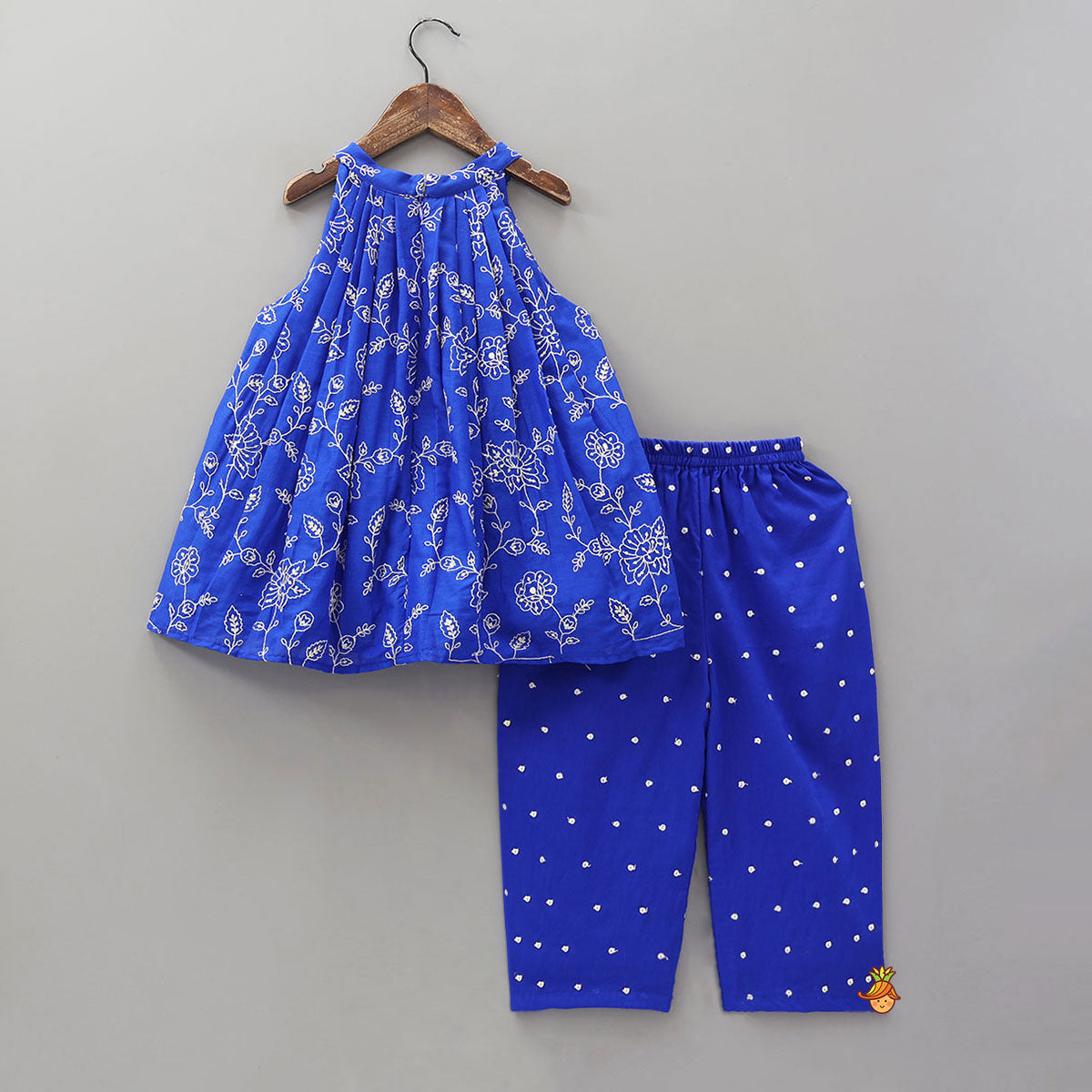 Thread Embroidered Flared Kurti And Pant