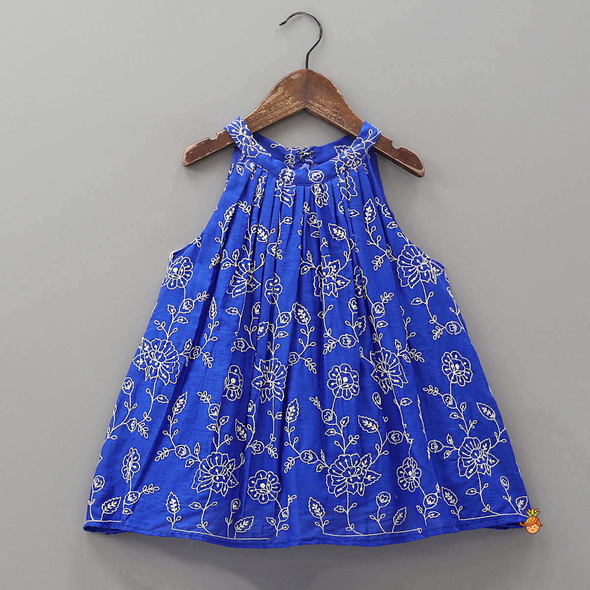 Thread Embroidered Flared Kurti And Pant