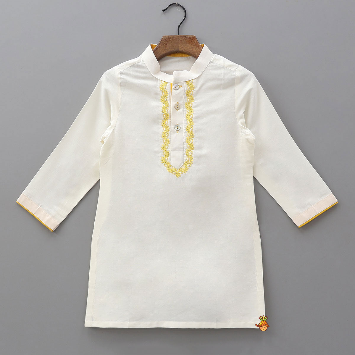 Ethnic Kurta With Thread Work Jacket And Pyjama