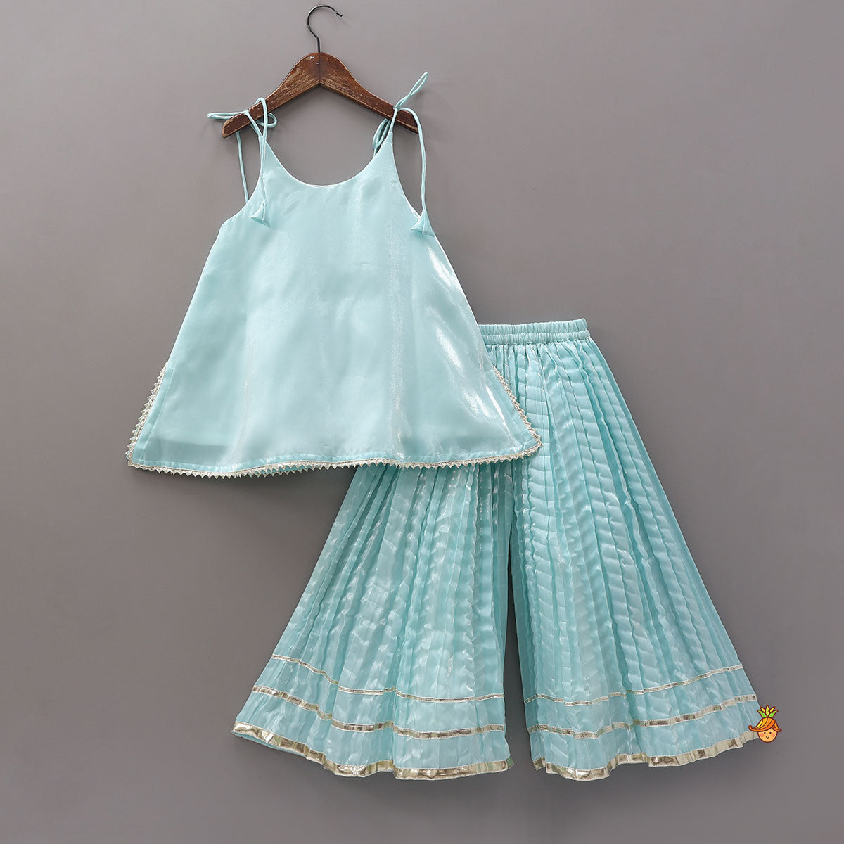 Sleeveless Sheen Elegant Kurti And Crushed Fabric Palazzo With Hair Tie