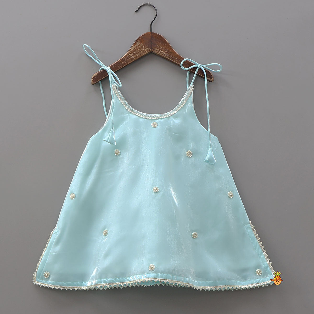 Sleeveless Sheen Elegant Kurti And Crushed Fabric Palazzo With Hair Tie
