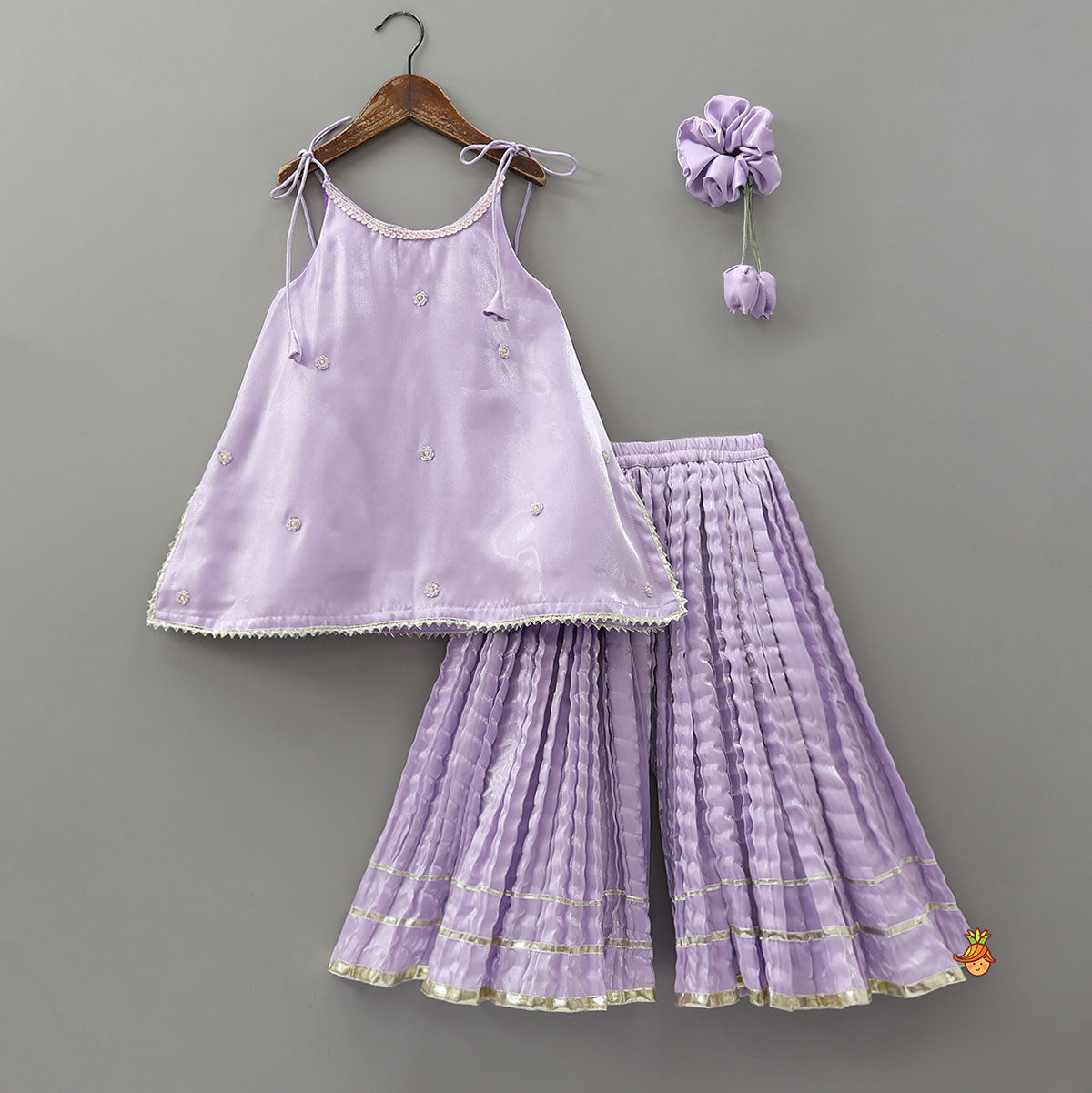 Sheen Elegant Kurti And Crushed Fabric Palazzo With Hair Tie