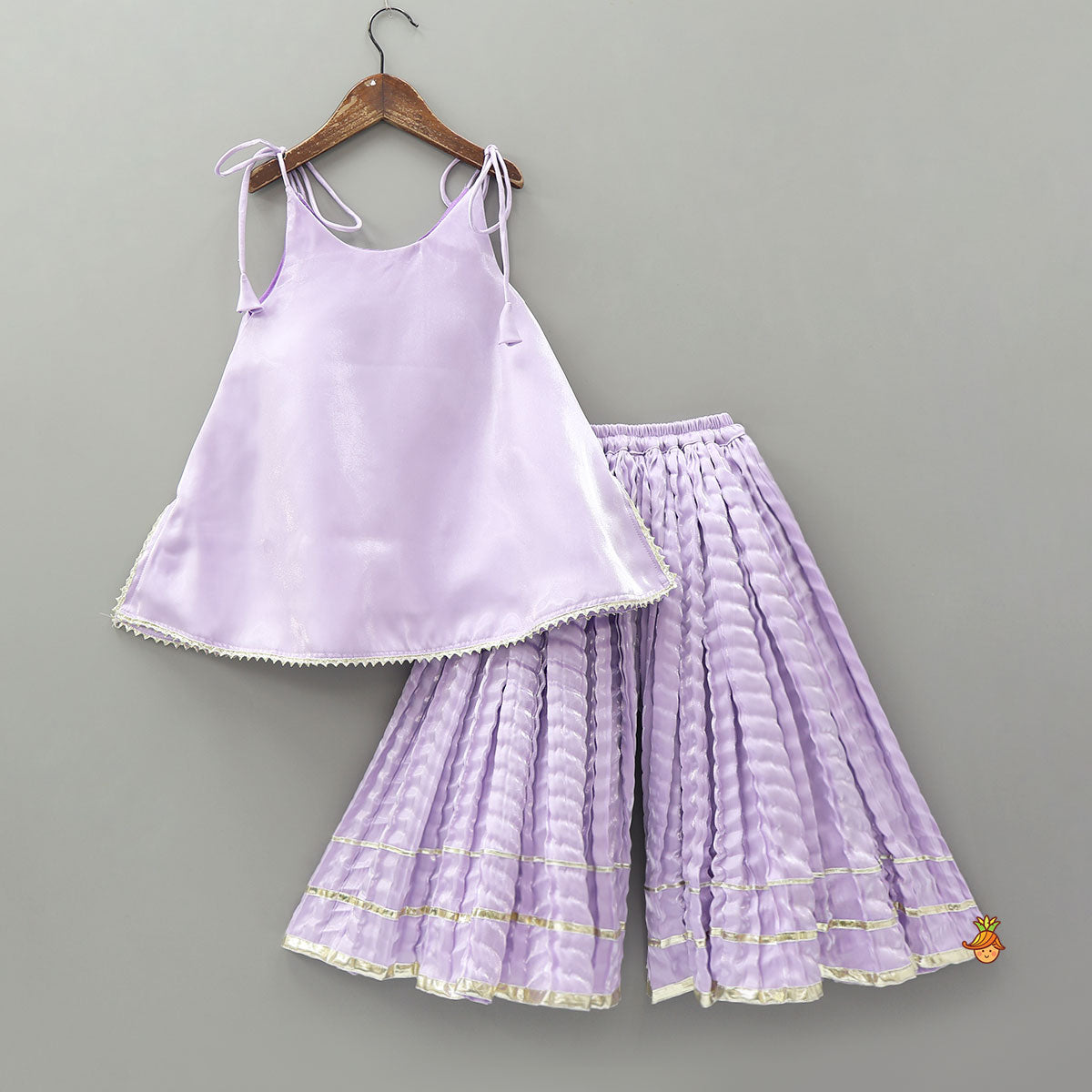 Sheen Elegant Kurti And Crushed Fabric Palazzo With Hair Tie