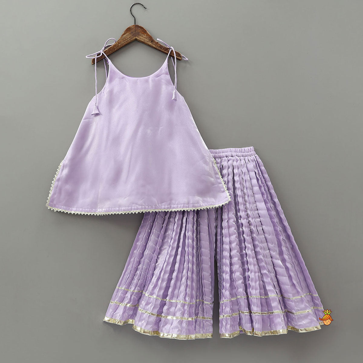 Sheen Elegant Kurti And Crushed Fabric Palazzo With Hair Tie