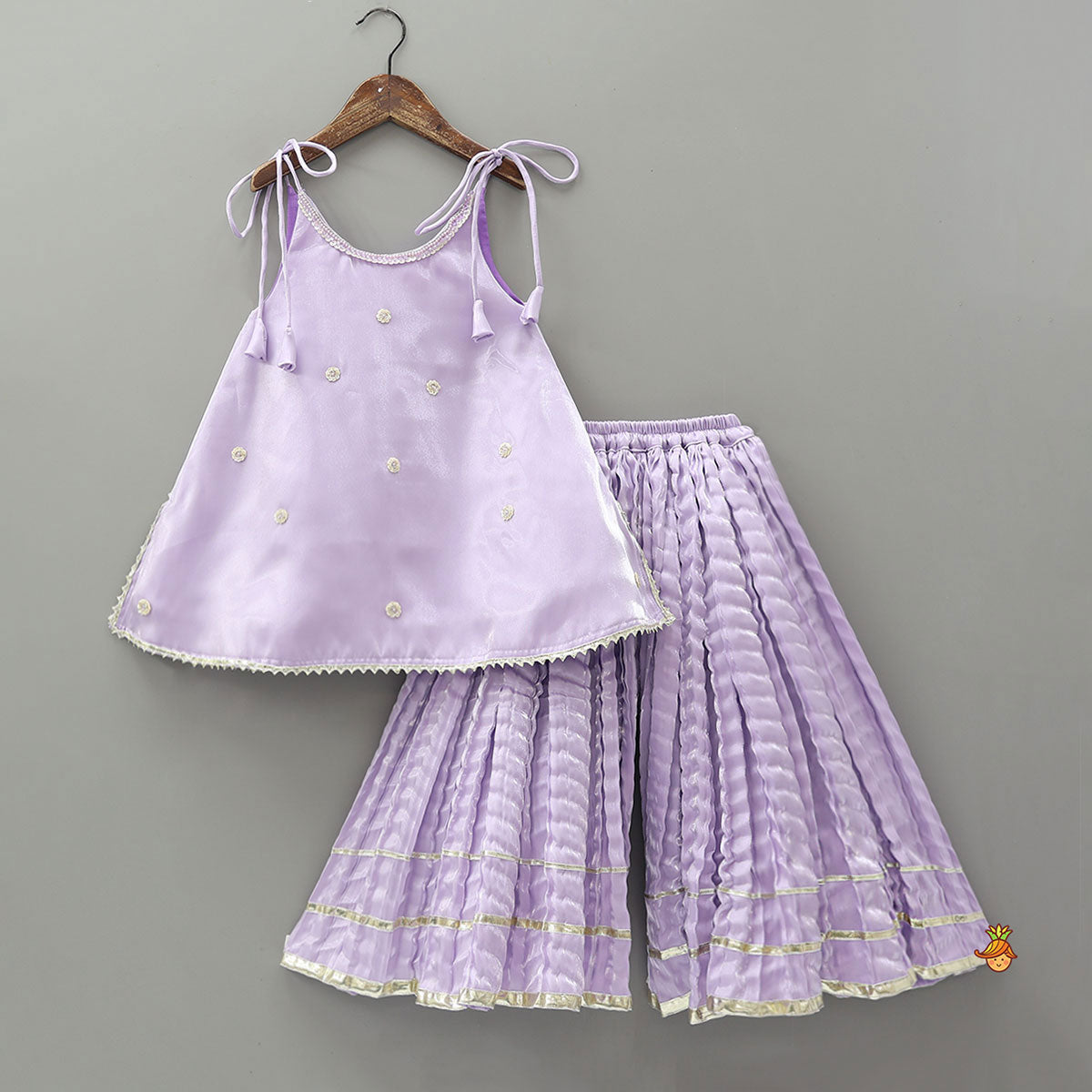 Sheen Elegant Kurti And Crushed Fabric Palazzo With Hair Tie