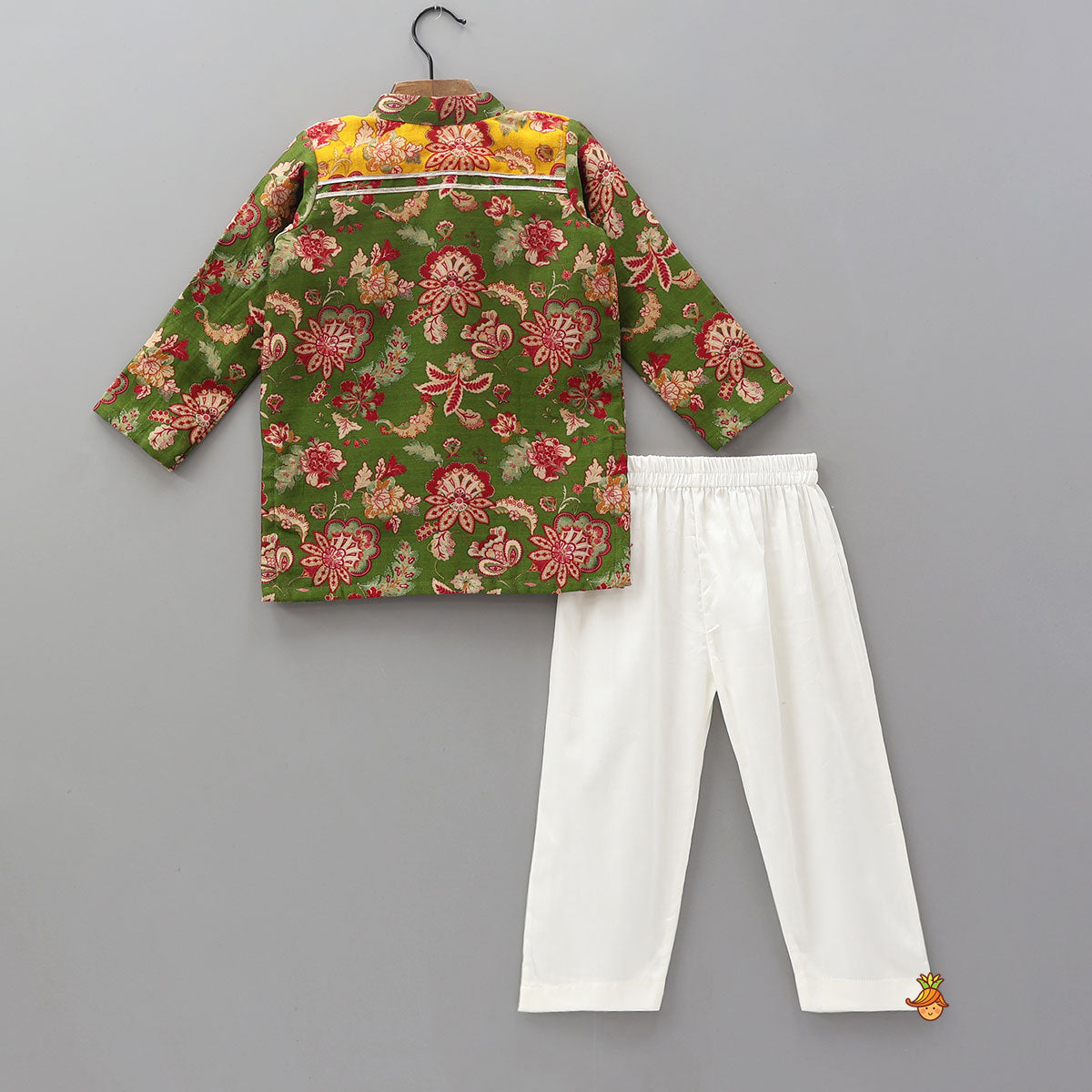 Contrast Yoke Detailed Floral Printed Kurta With Pyjama