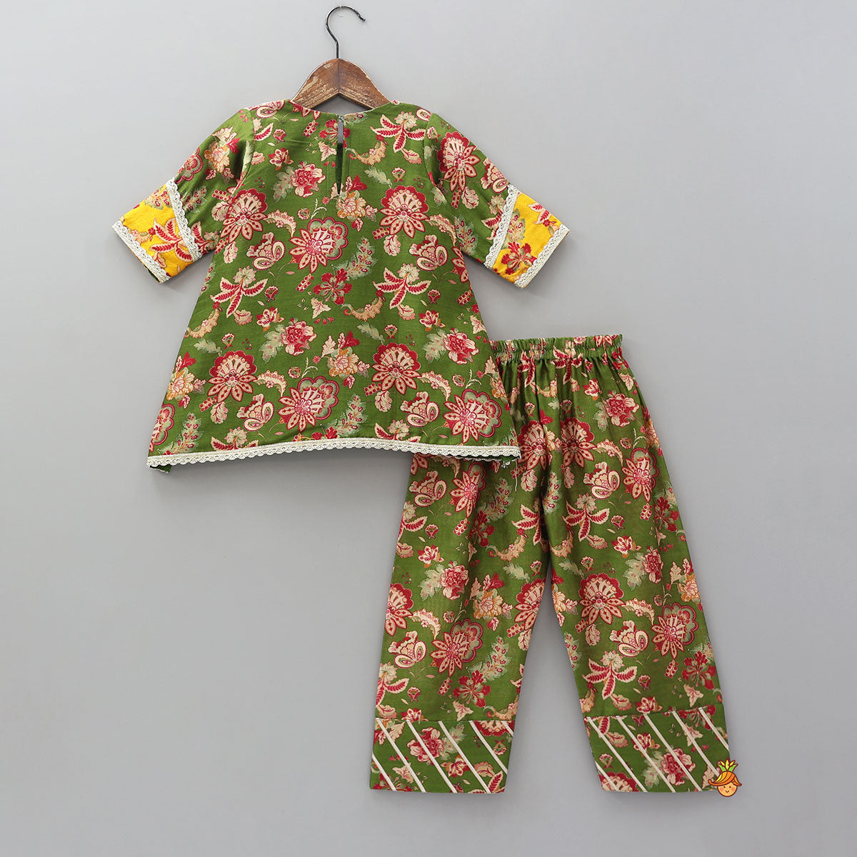 Elegant Floral Printed A-Line Kurti And Palazzo