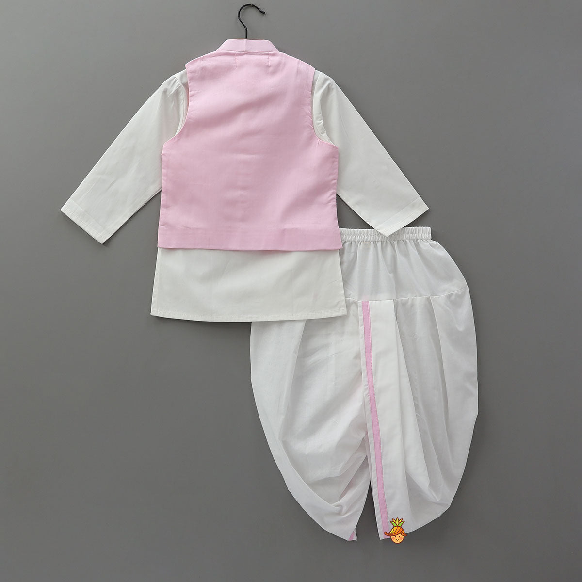 Booti Embroidered Kurta And Jacket With Dhoti