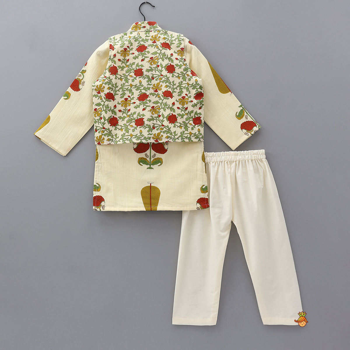 Floral Heritage Print Kurta And Jacket With Pyjama