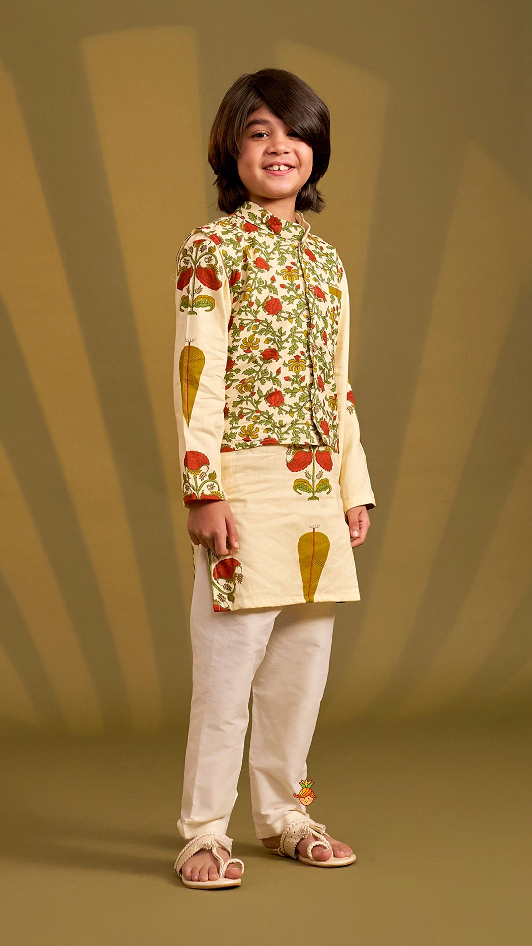 Floral Heritage Print Kurta And Jacket With Pyjama