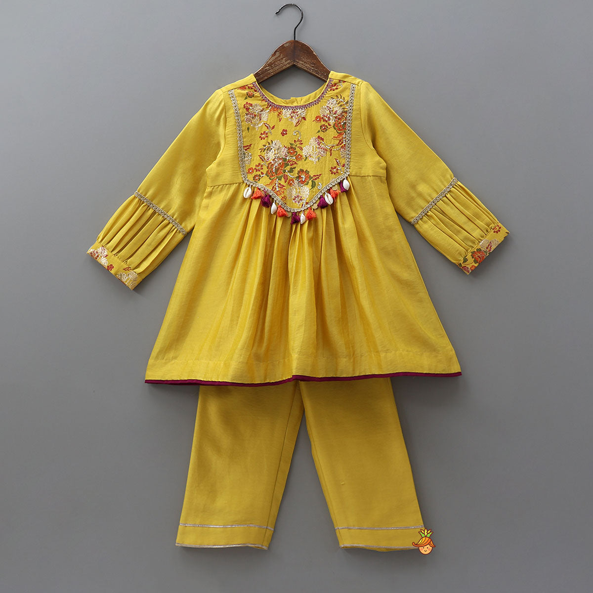 Pleated Sleeve Kurti And Pant With Matching Dupatta