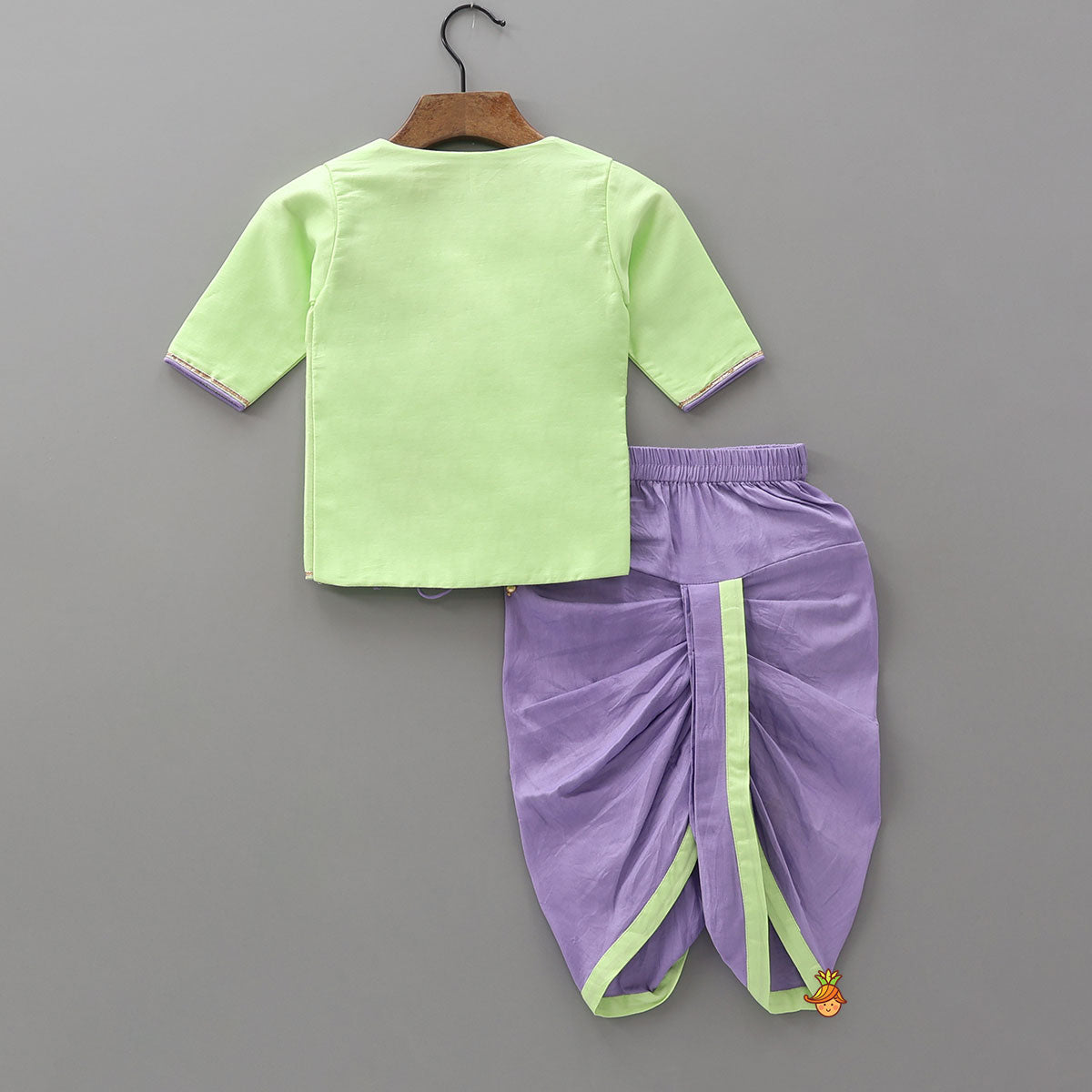 Hand Painted Krishna Motif Kurta And Dhoti With Morpankh Mukut And Basuri