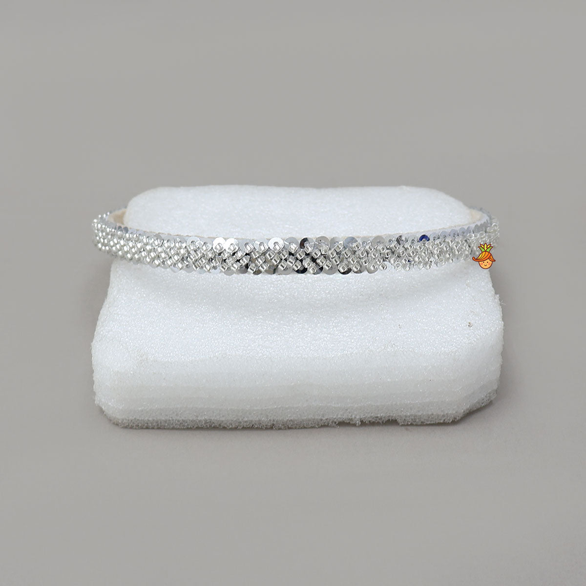 Elegant Sequined Embroidered Hair Band