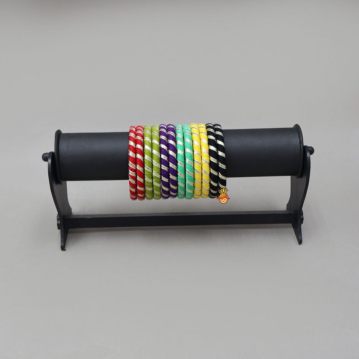 Adorable Thread Bangles