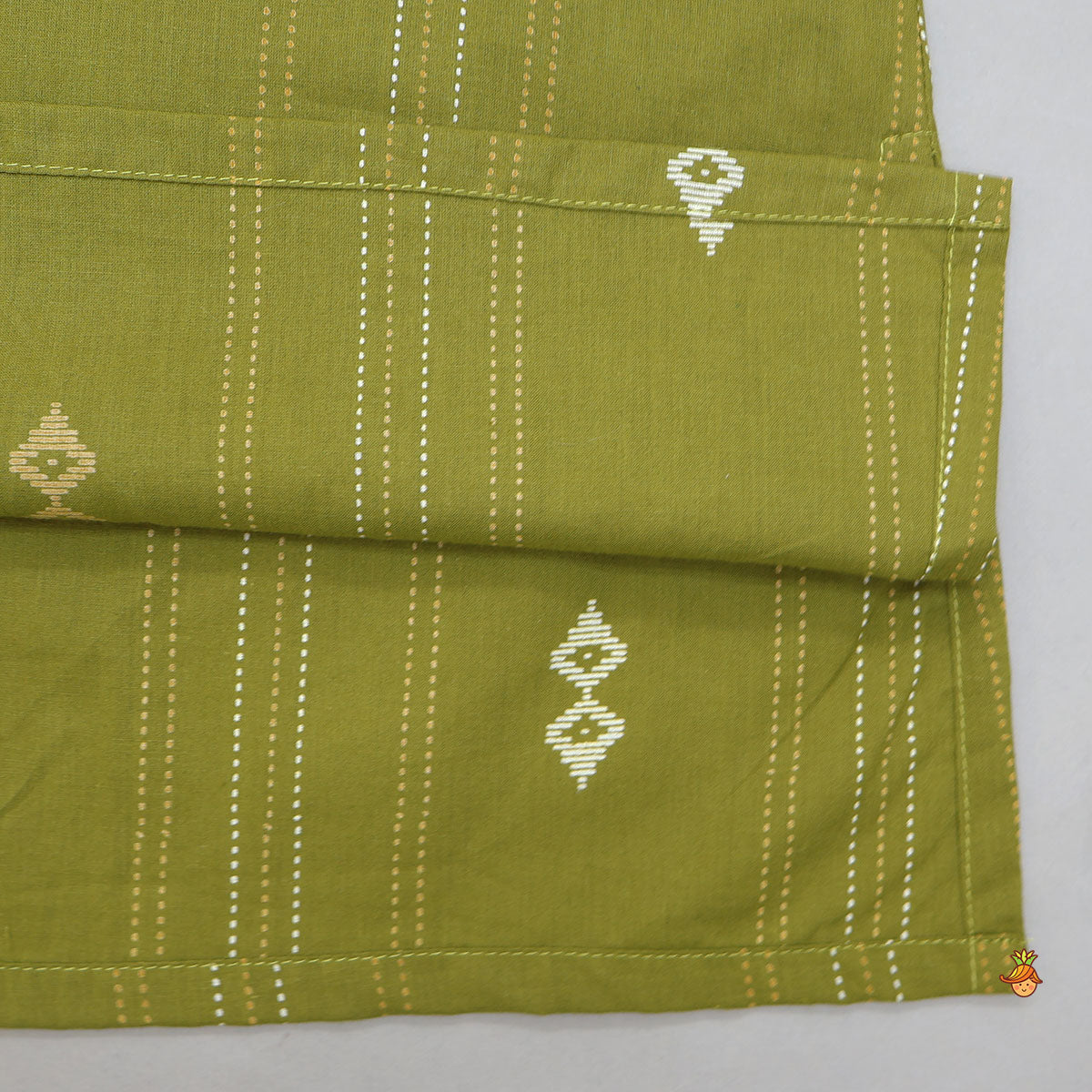 Printed Front Placket Kurta And Pyjama