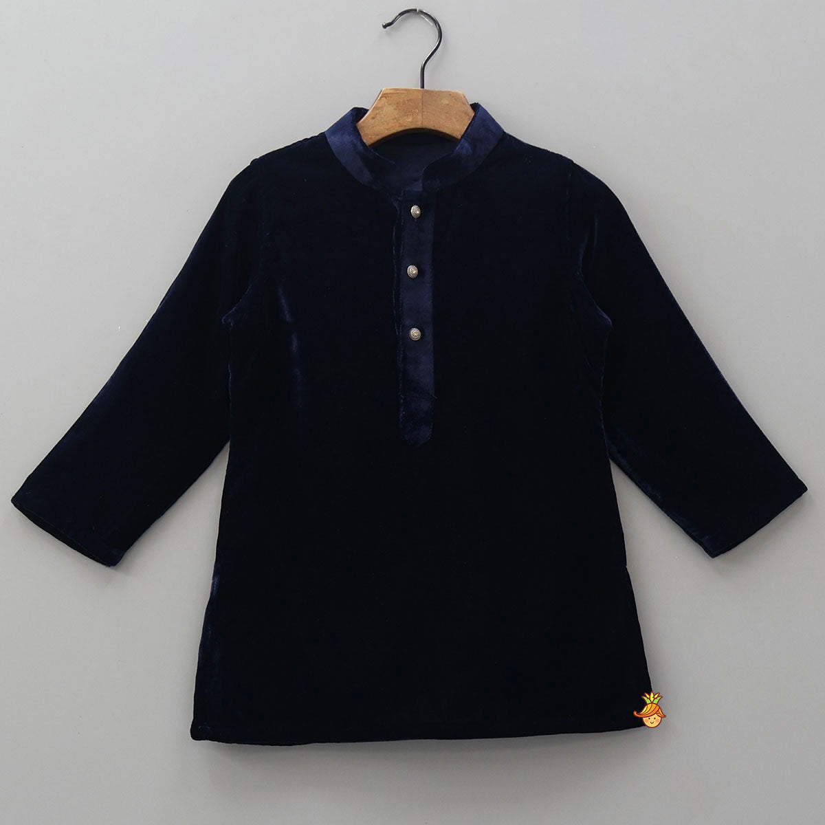 Classy Kurta With Beads Detailed Jacket And Pants