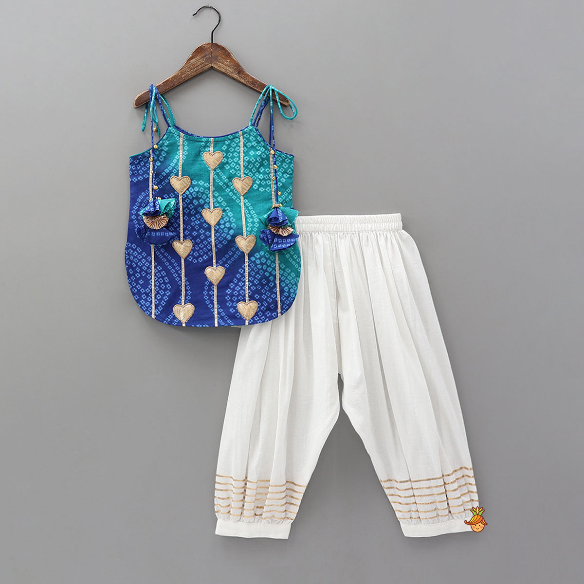 Dual Tone Bandhani Printed Top And Salwar Style Pant With Dupatta