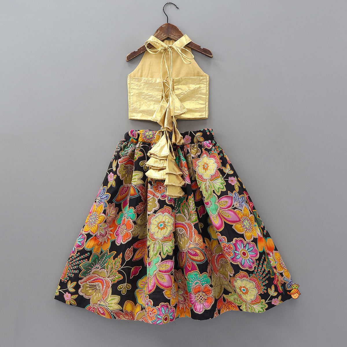 Halter Neck Top With Printed Lehenga