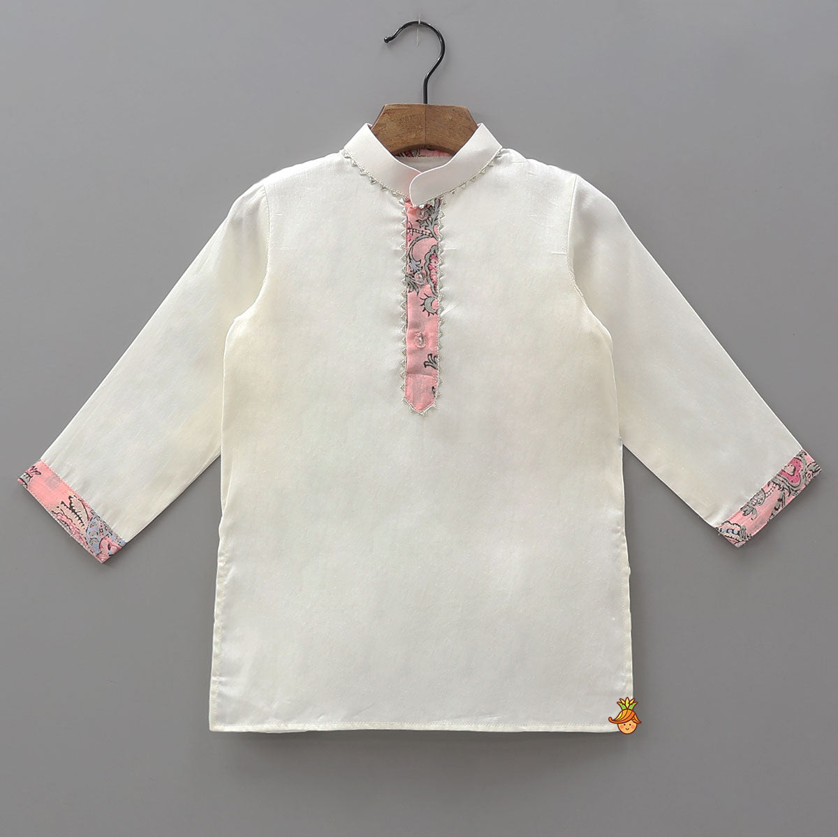 Ethnic Kurta With Contrasting Printed Jacket And Pyjama