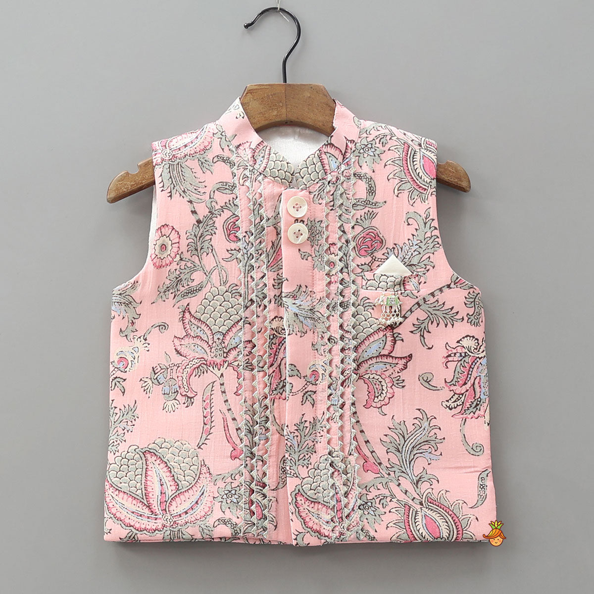 Ethnic Kurta With Contrasting Printed Jacket And Pyjama