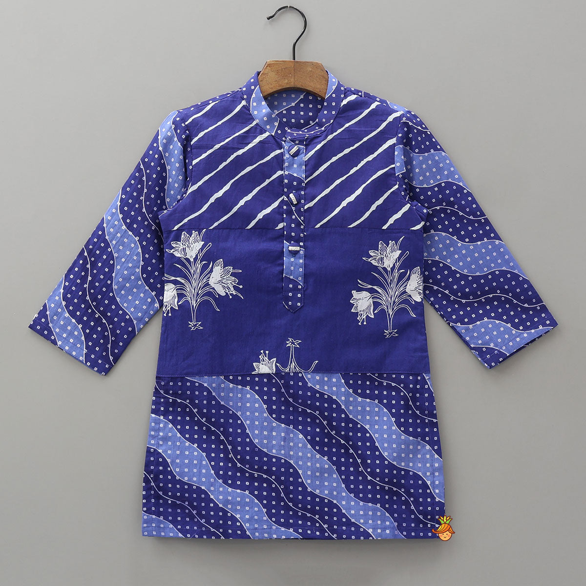 Bandhani Printed Cotton Kurta And Pyjama