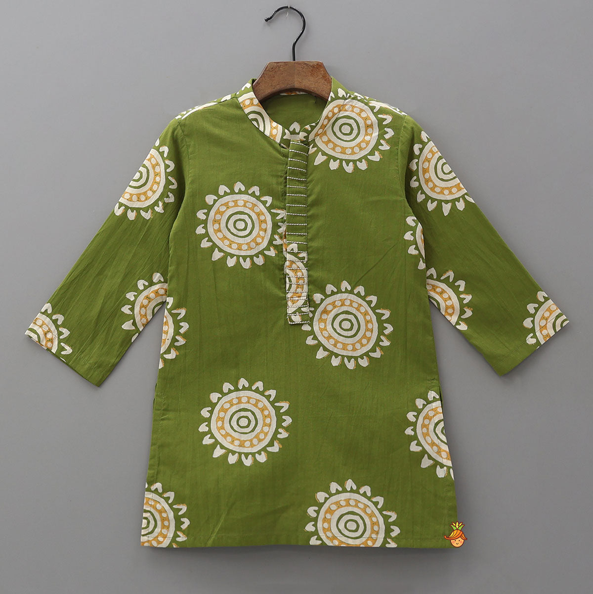 Cotton Printed Kurta With Open Jacket And Pyjama