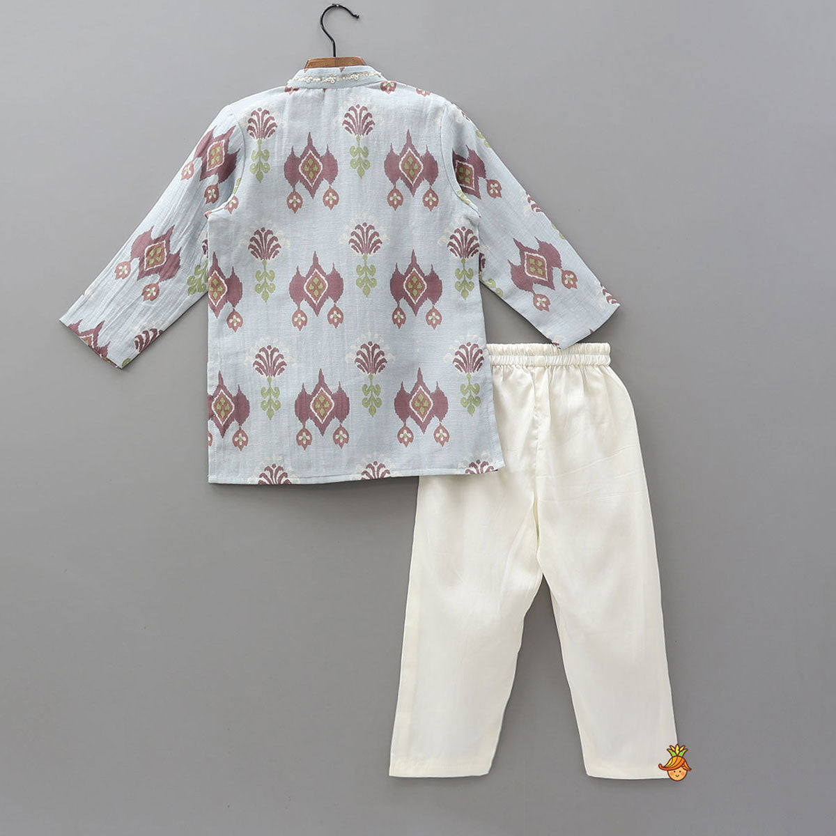 Printed Kurta And Pyjama