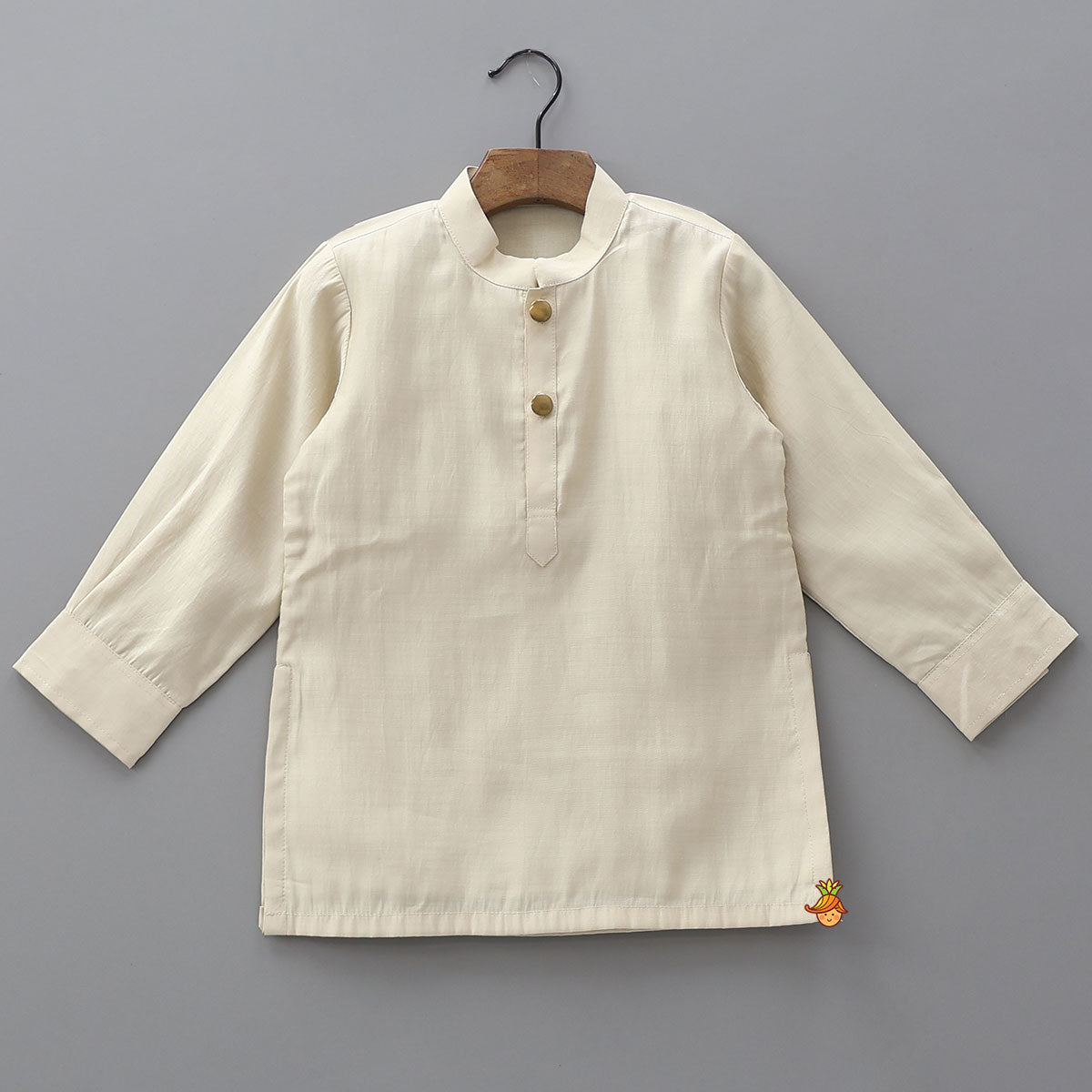 Ethnic Kurta With Contrasting Pocket Square Jacket And Pyjama