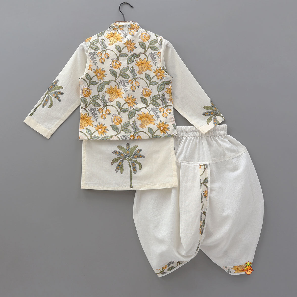 Floral Hand Block Printed Kurta With Jacket And Dhoti