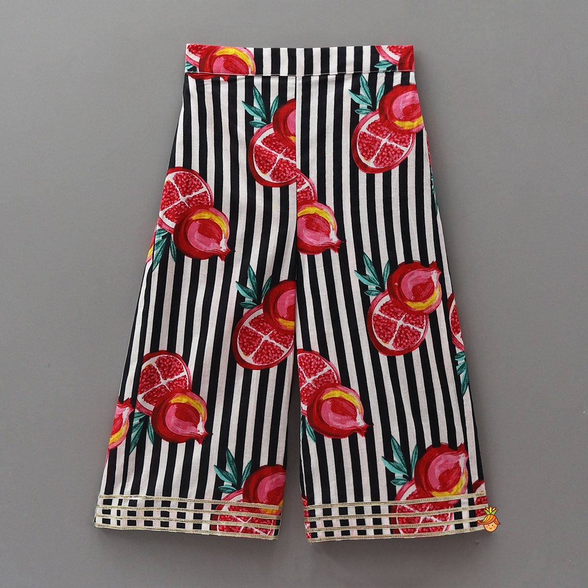 Elegant Shirt Style Top And Pant With Attached Dupatta And Hair Band