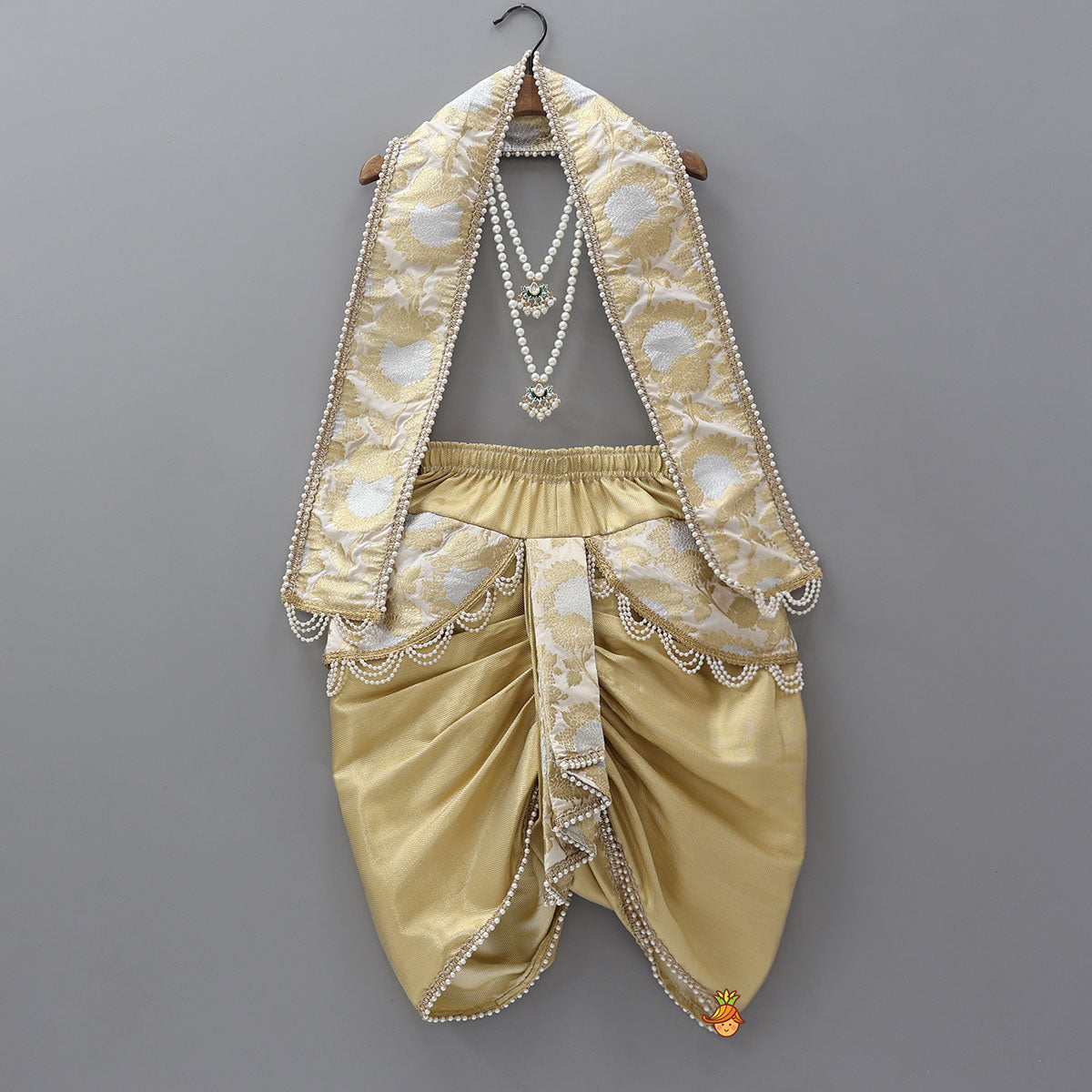 Festive Brocade Dhoti Set With Matching Stole