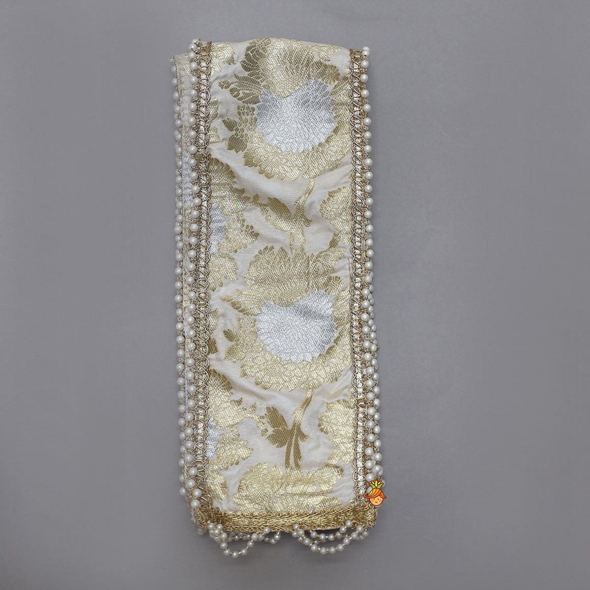 Festive Brocade Dhoti Set With Matching Stole