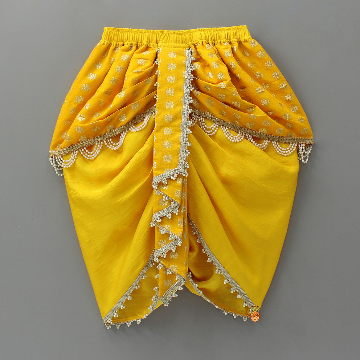 Traditional Brocade Dhoti Set With Matching Stole, Head Band, Basuri And Mala