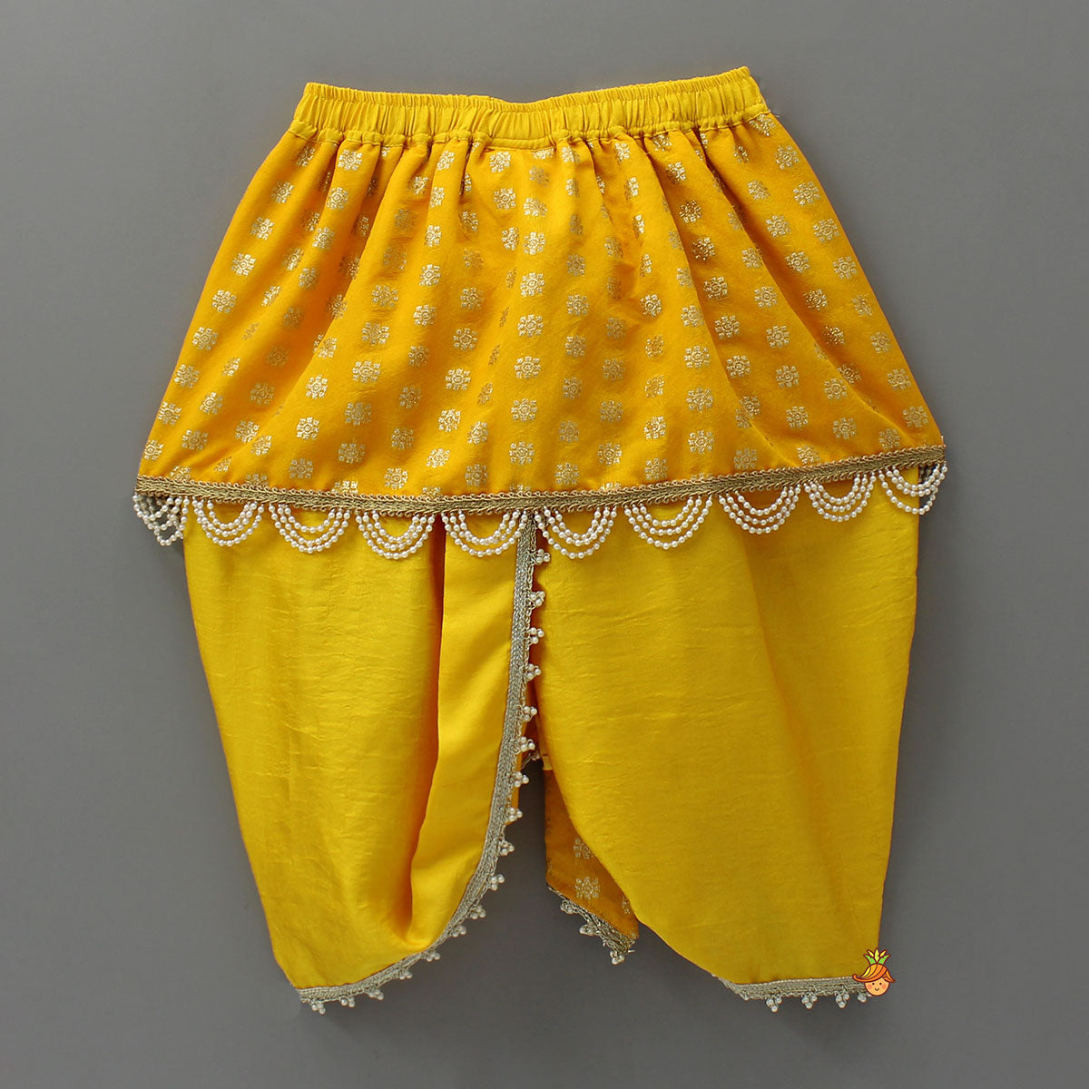 Traditional Brocade Dhoti Set With Matching Stole, Head Band, Basuri And Mala