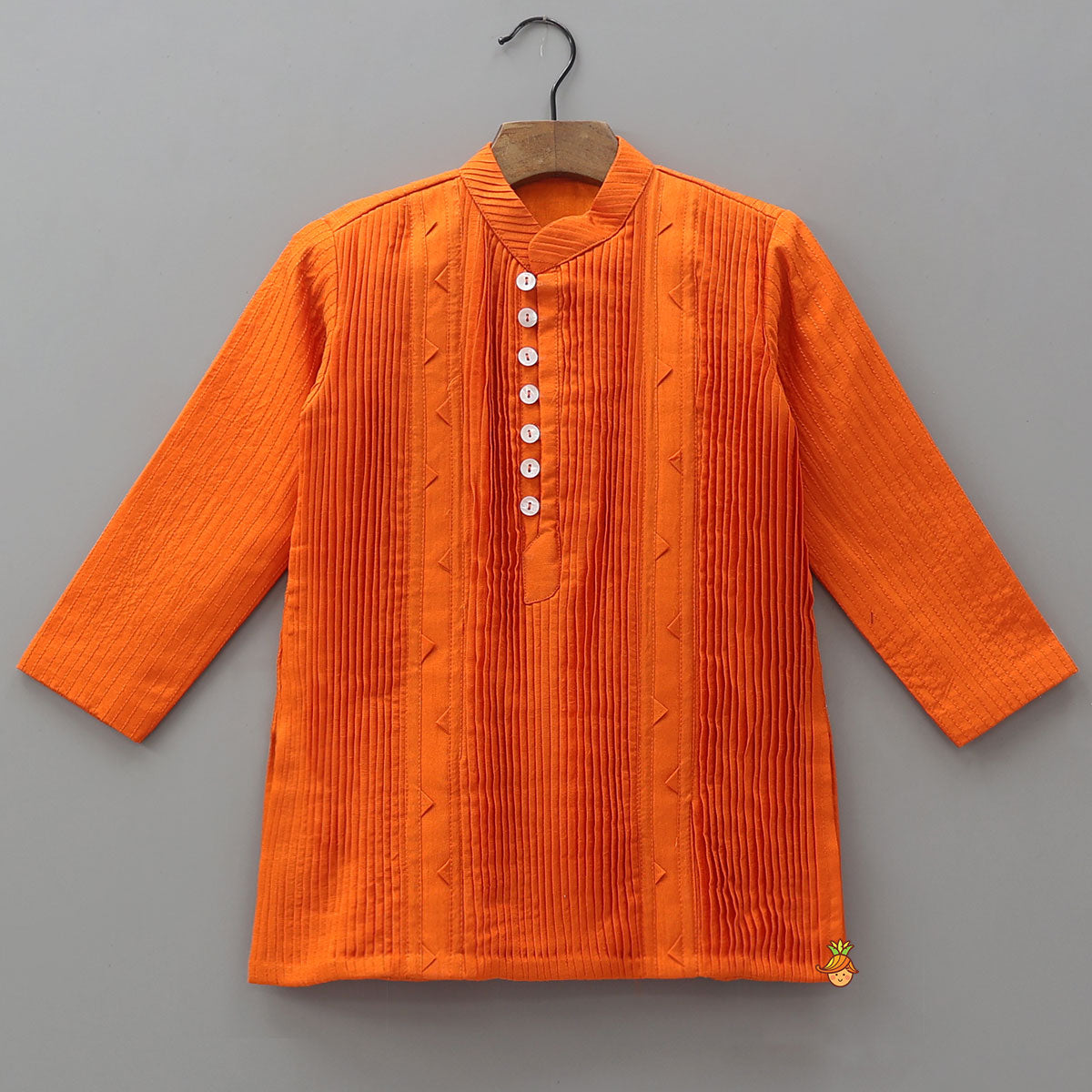 Beautifully Pleated Kurta With Pyjama