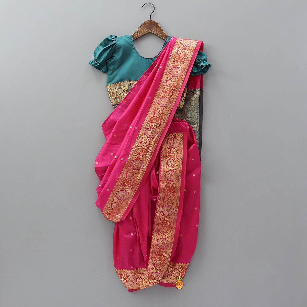 Pre Draped Nauvari Saree With Puff Sleeved Top