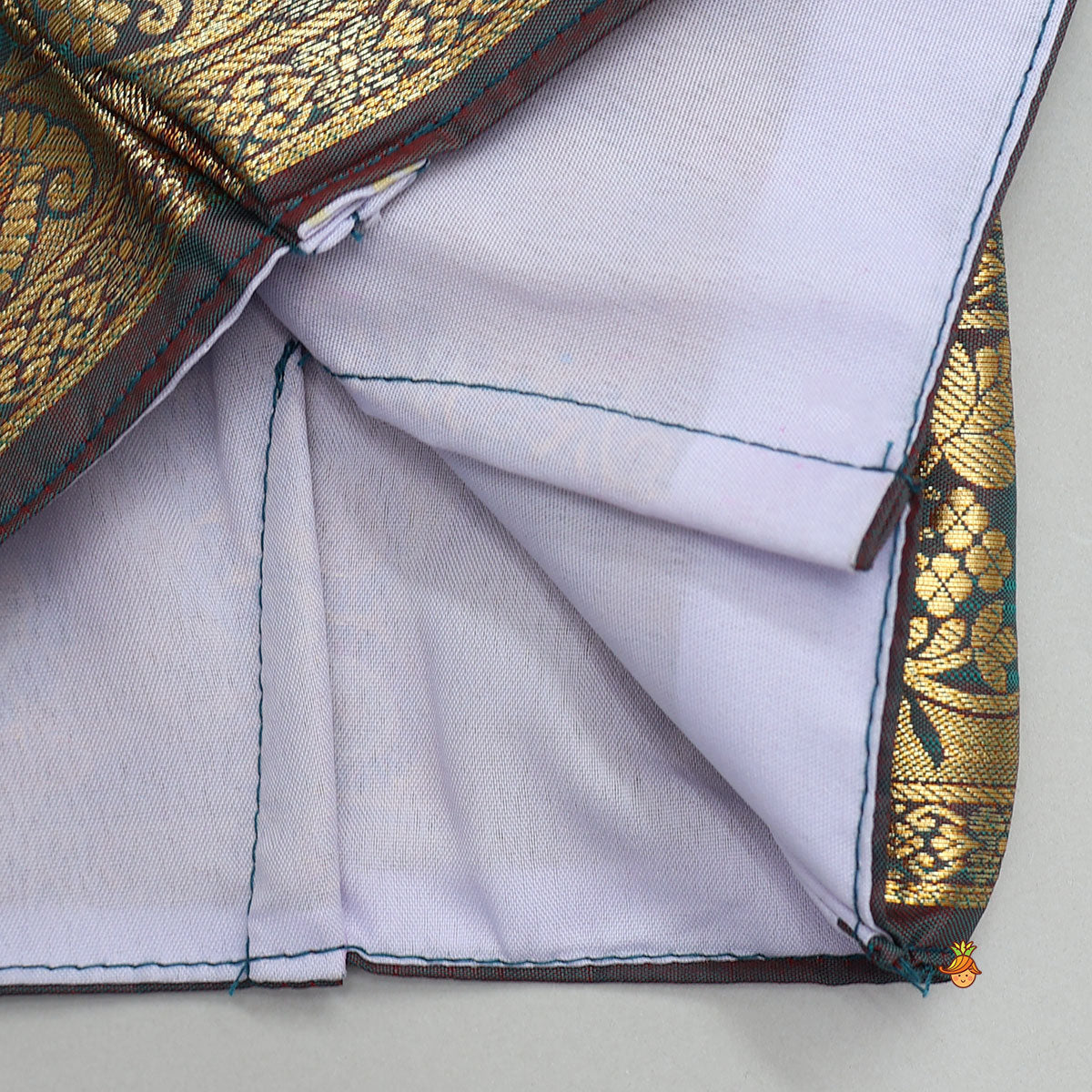 Pre Draped Nauvari Saree With Puff Sleeved Top