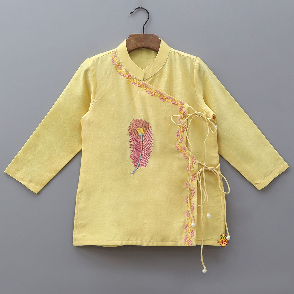 Graceful Dual-Knot Kurta With Dhoti