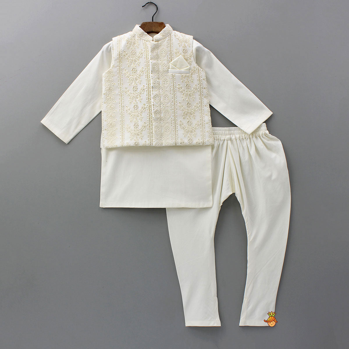 Ethnic Kurta With Exquisite Embroidered Jacket And Churidar