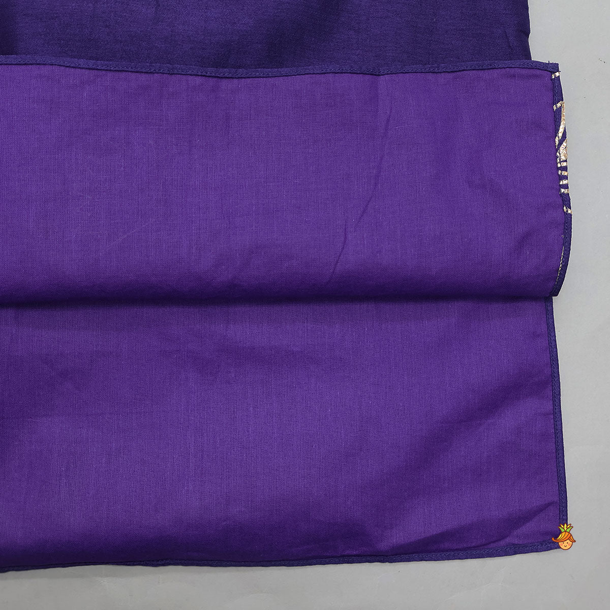 Leaf Motif Embroidered Kurta And Pyjama