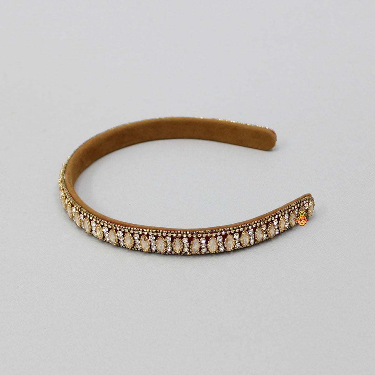Artificial Stones And Cut Dana Embroidered Hairband