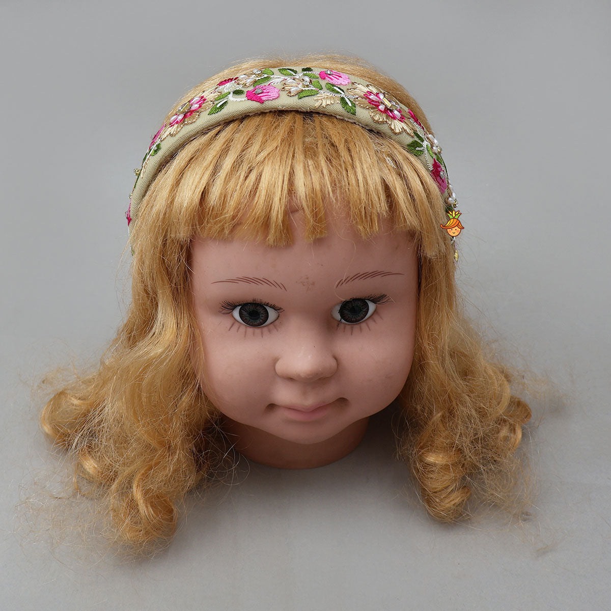 Stunning Thread Embroidered Net Hair Band