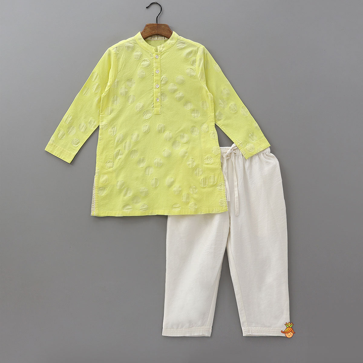 Embossed Circular Pattern Kurta And Pyjama
